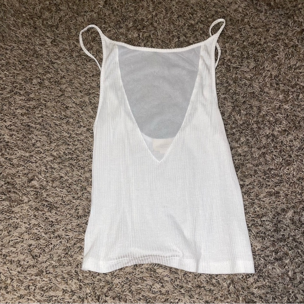 Black and white crop tops